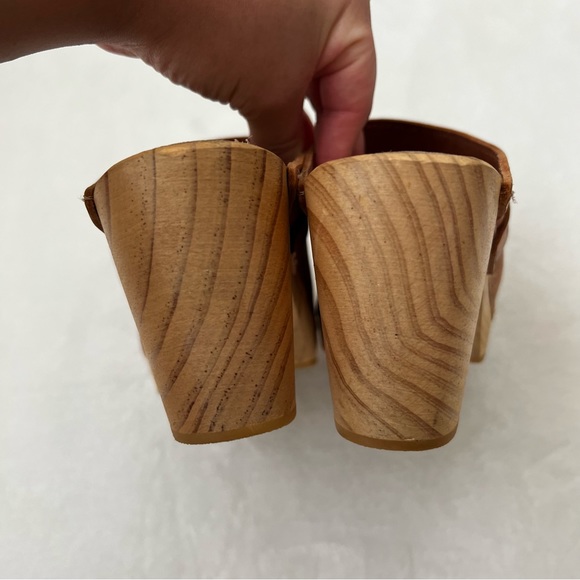 Sandgrens Maya Swedish Handmade Wooden Clogs - Picture 10 of 13
